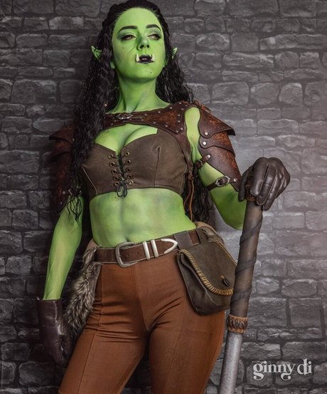 Ginny Di pretty model pics