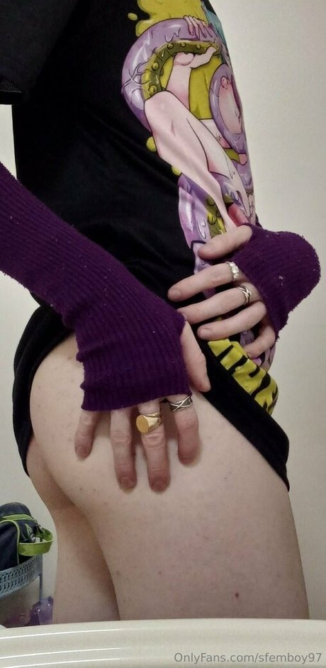 sfemboy97 exclusive model img