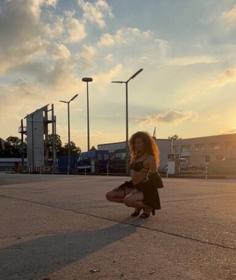 Girls mag adult actress img