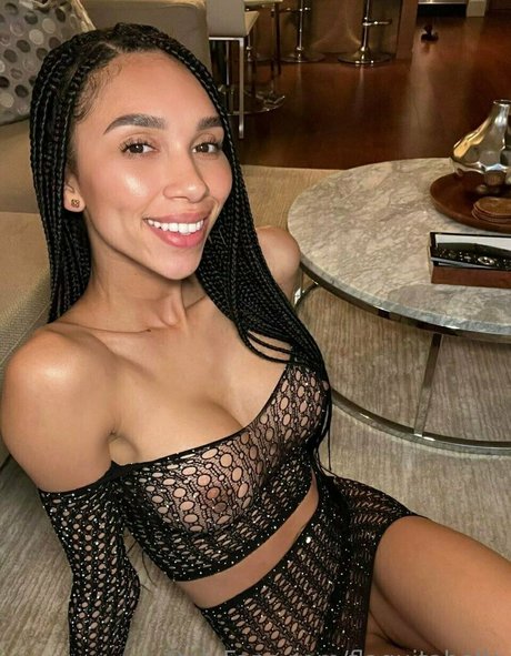 flaquitabella xxx pornstar image