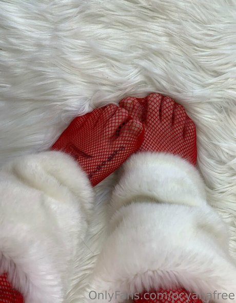 elfsandi model sexy pics