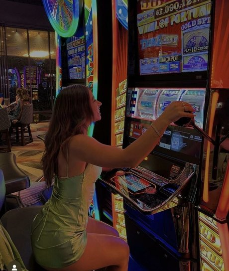 nikkidoyon pornstar beautiful image