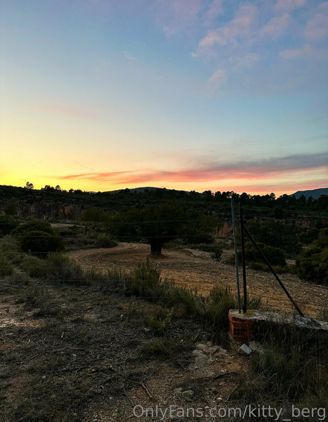 booty onlyfans pornographic photos