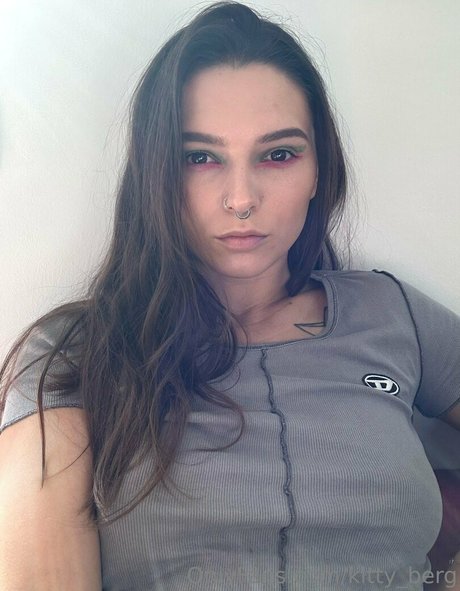 skinny ebony teen onlyfans free archive