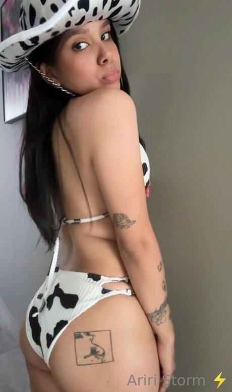 ariristorm nudes actress image