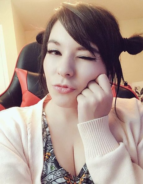 MegaMoeka pornstar high quality photo