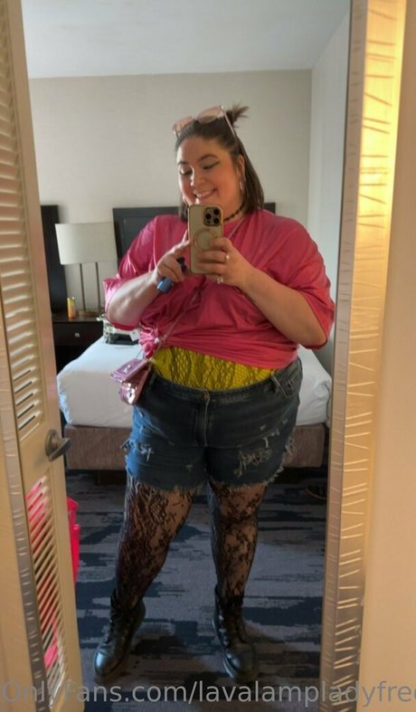 lavalampladyfree star sexy photos