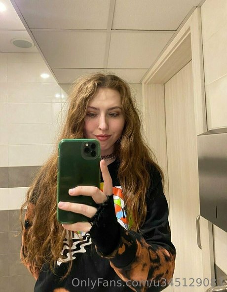 asian pawg onlyfans naked image