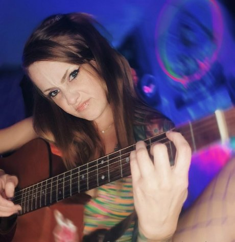 malunaabreeze hot star photo