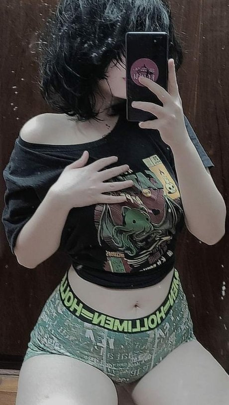 Violety fox erotic actress pictures