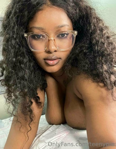 teenypie nudes actress images