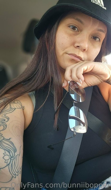 bunniibopper top star pictures