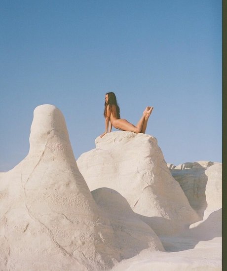 Francesca Pey perfect model pics