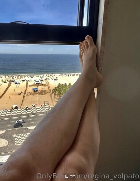 Regina Volpato model best pic