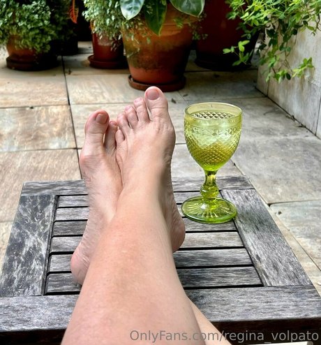 Regina Volpato model exclusive img