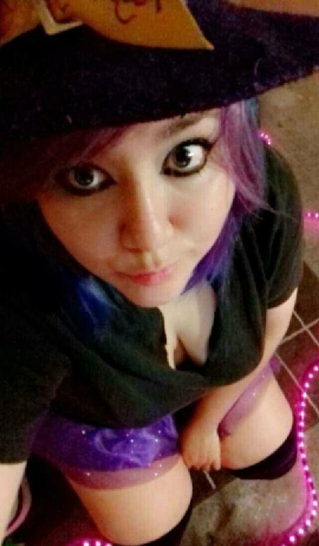 violetwitchy naked pornstar photo