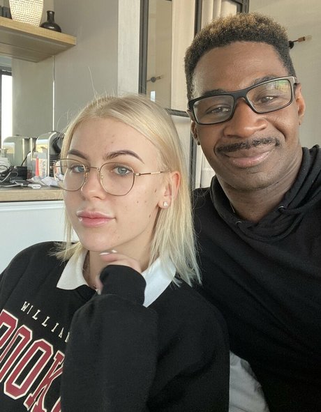 Irltinax pretty actress picture