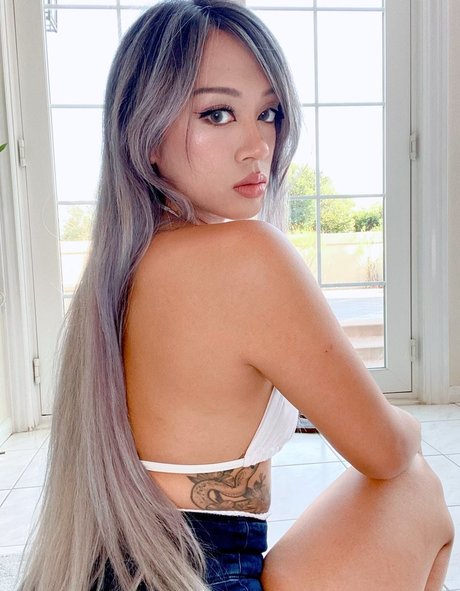 Kyootbot nude actress photos