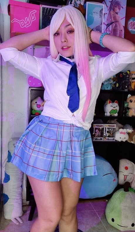 Hitomi Locks pornstar pretty pics