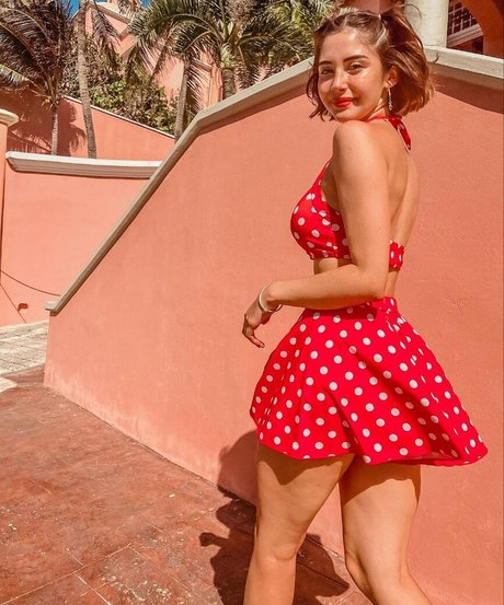 icata model sex photos