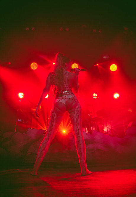 Tove Lo model free img