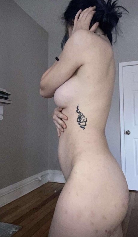 Radianttoilet pornstar naked images