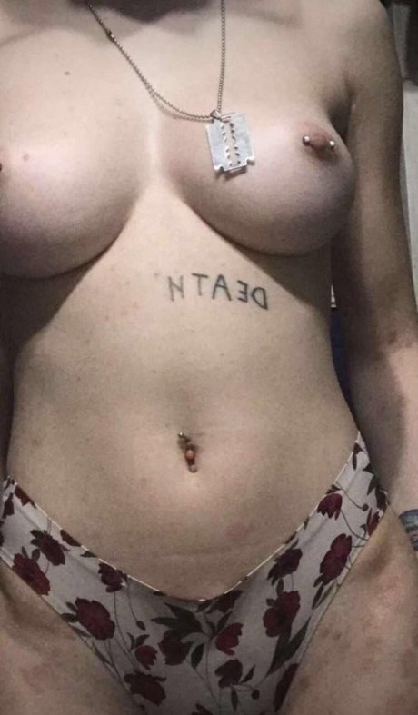 Radianttoilet model high quality photos