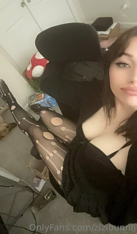 Zich Marie hot pornstar photo