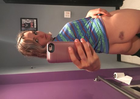 Chloe Fineman nudes pornstar gallery