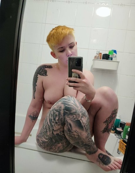 cutekatkinklite erotic pornstar picture