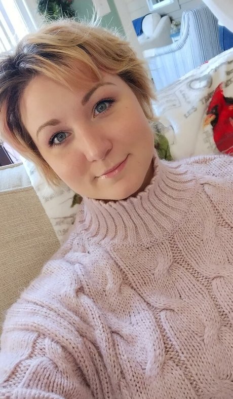 HoneyThorne hd star images