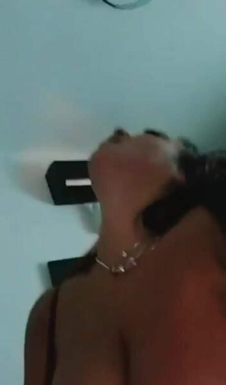 liatosh star pornographic photos