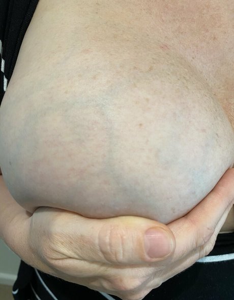 stepmom samantha free nudes model pictures