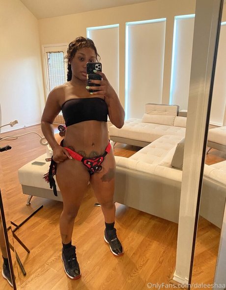 mature squirt onlyfans art naked photos