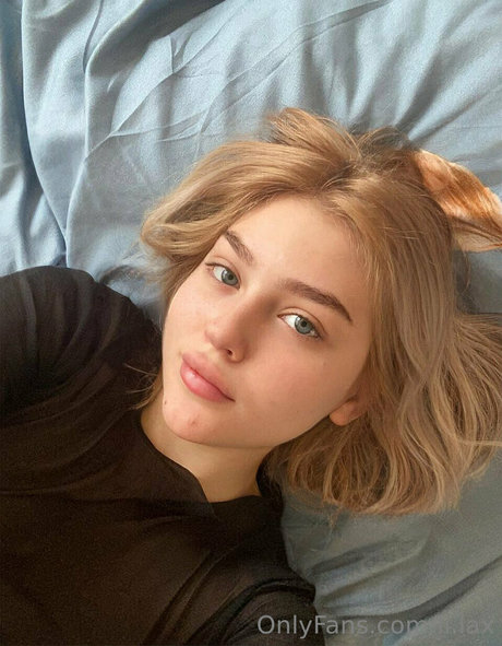 lilaxshy high quality star photo