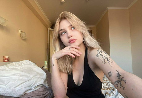 lilaxshy hd model image