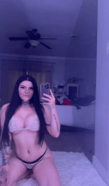 yourfavlittledemon pornstar top pic