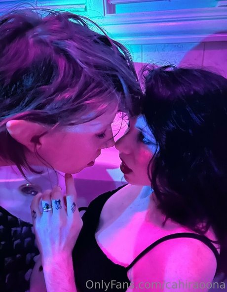 cahiraoona nudes star pics