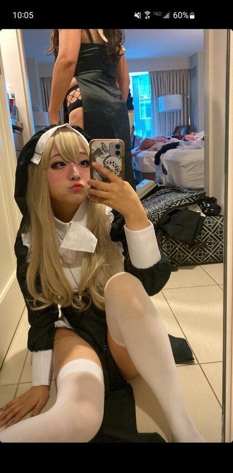 Donutskii pretty model pic