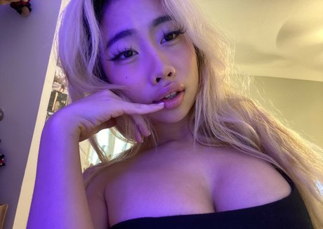 hann1ekin star nude picture