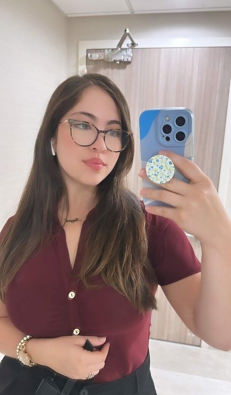 Hilenna model free archive