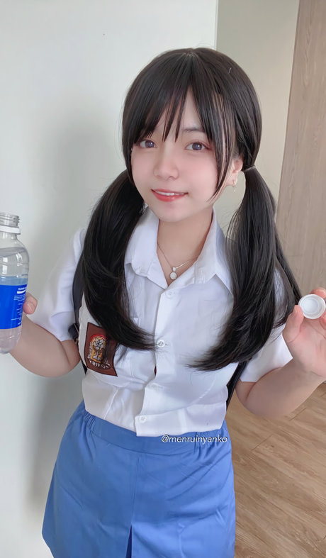 18 onlyfans perfect photo