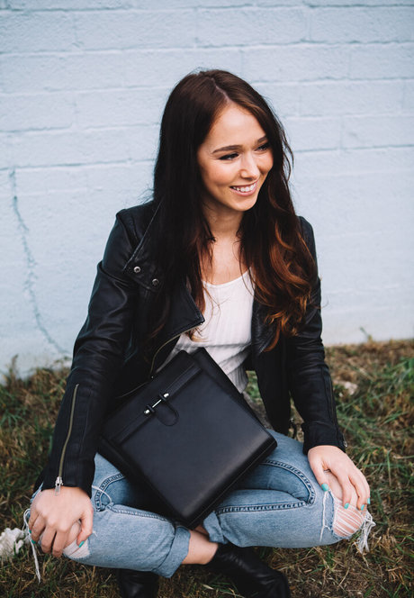 Holls8 adult actress picture