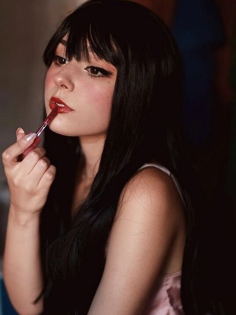 Nymphahri model adult pics