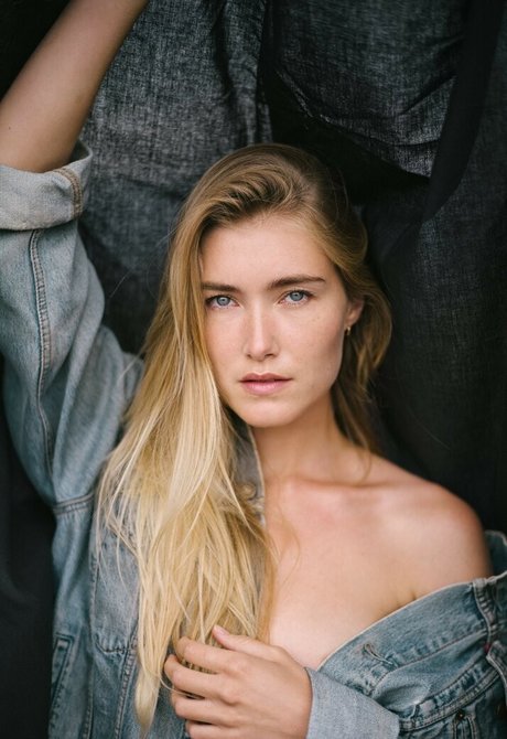 Oceane Le Ny high quality actress photo