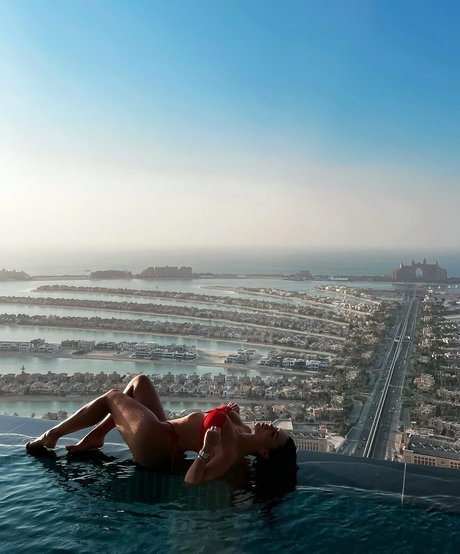 Laisa Moraes naked star galleries