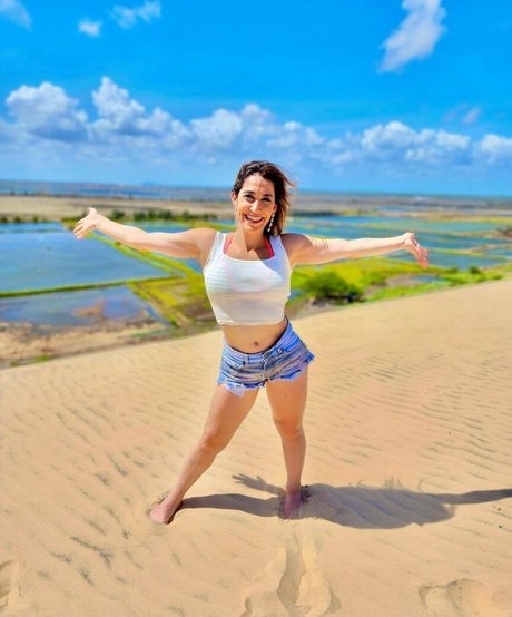 Daniele Hypolito star free photos