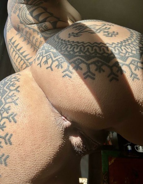 DarkSlugSlurper pornstar xxx pics