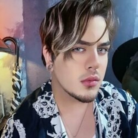 Leon Ricci model adult pic