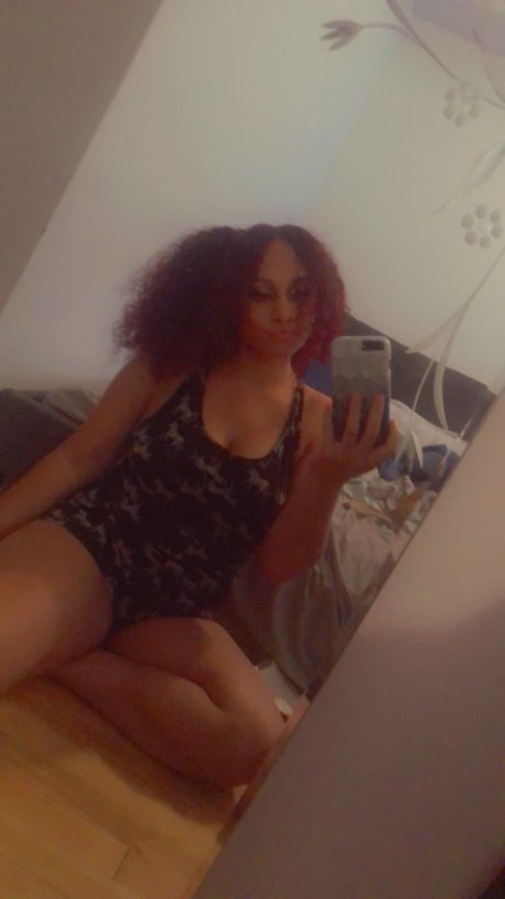 Leonna amp amp Cherry_ pornstar erotic pics